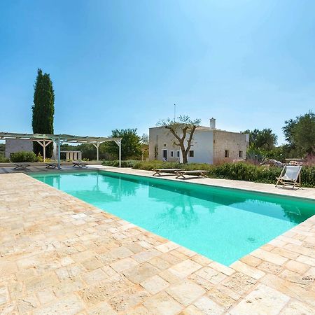 Casale Con Cipresso Ostuni Exterior foto
