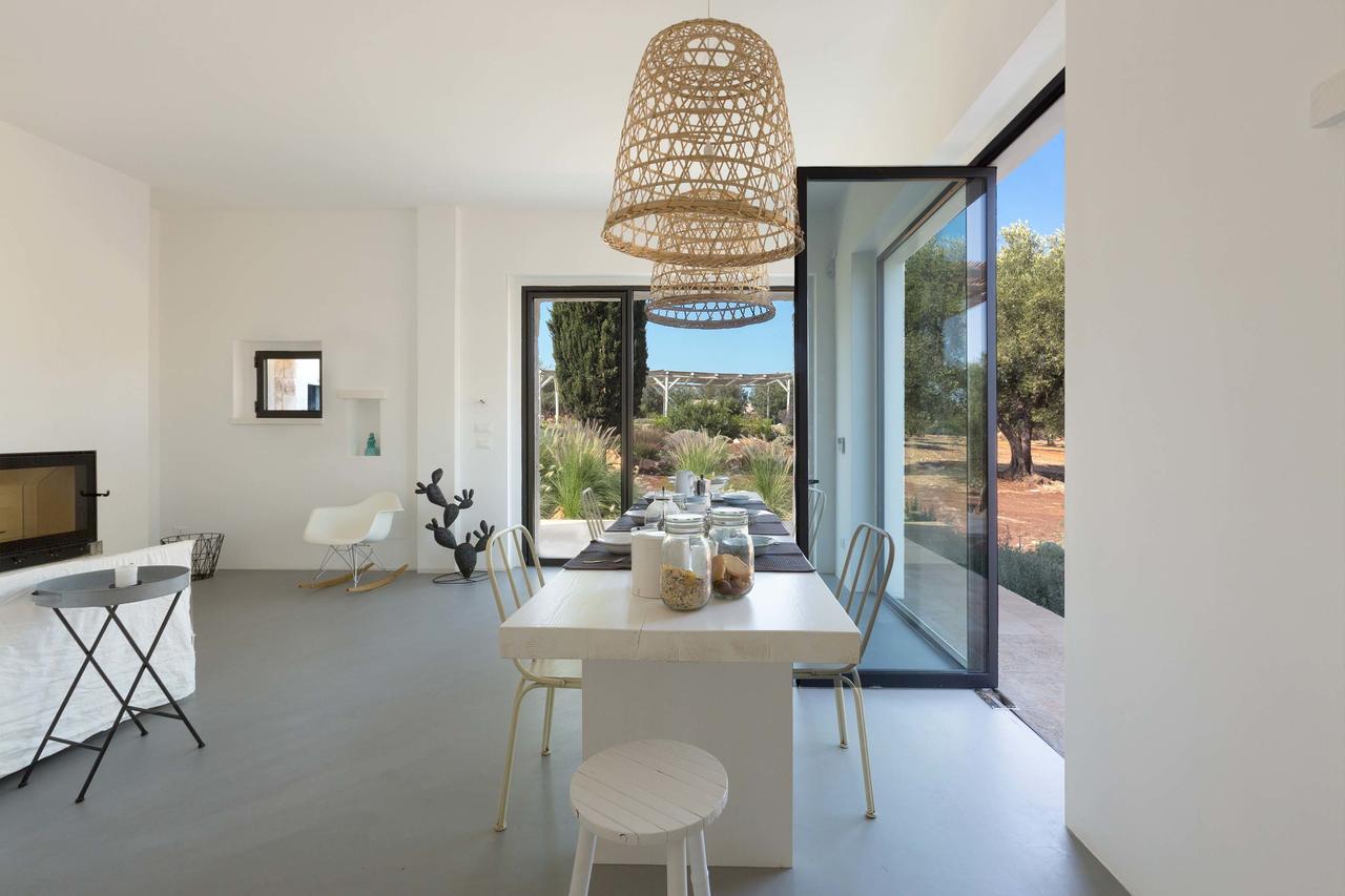 Casale Con Cipresso Ostuni Exterior foto