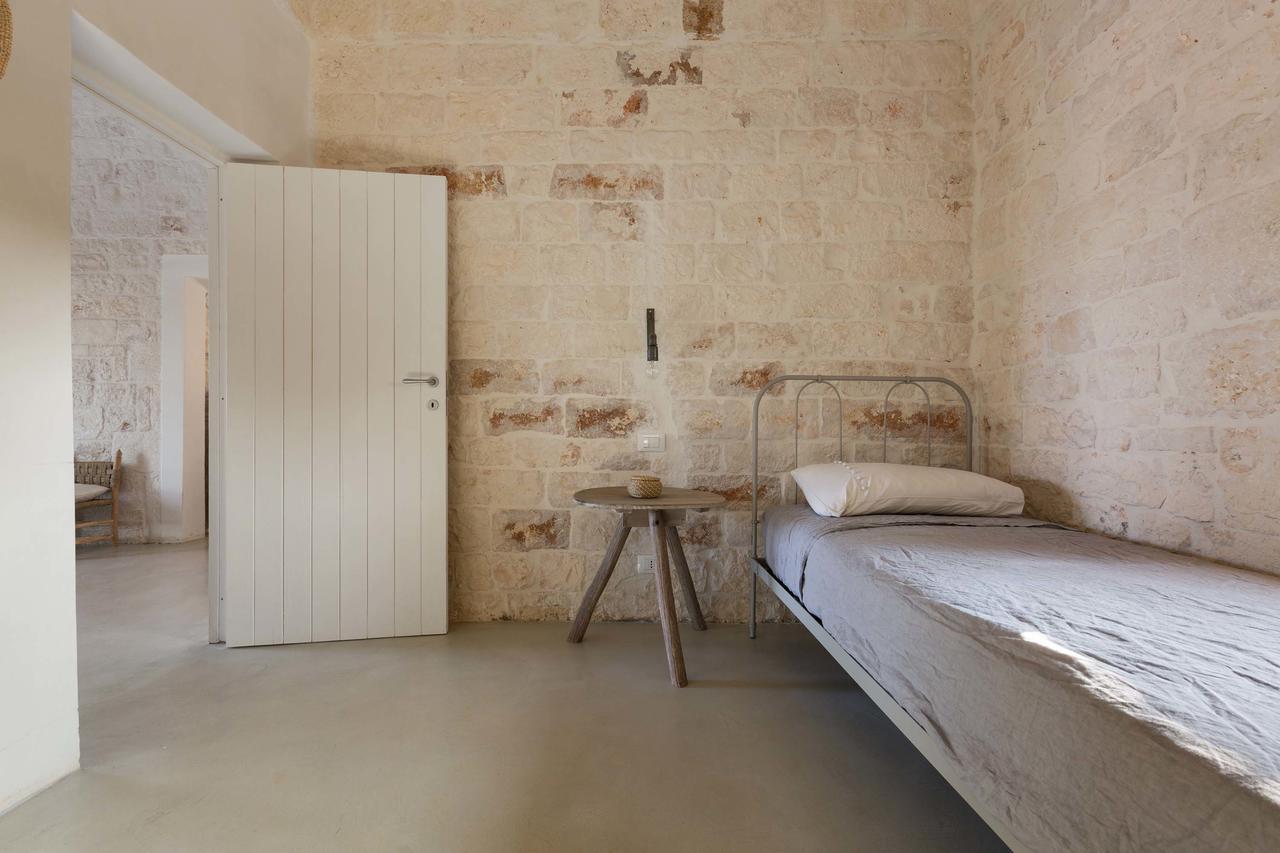 Casale Con Cipresso Ostuni Exterior foto