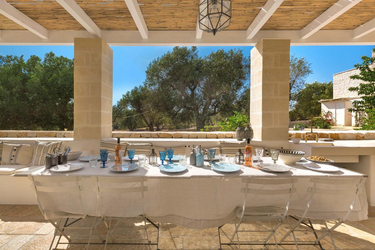 Casale Con Cipresso Ostuni Exterior foto