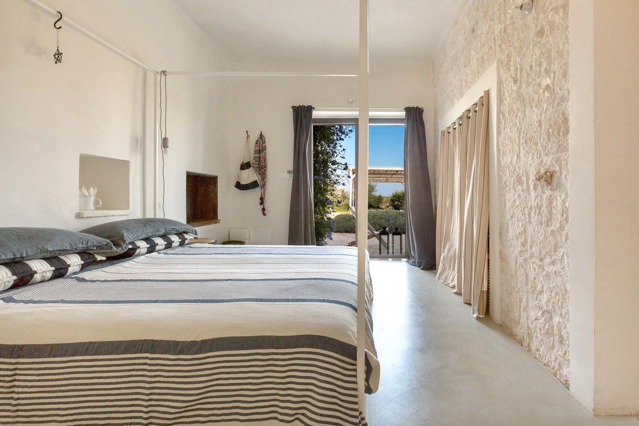 Casale Con Cipresso Ostuni Exterior foto