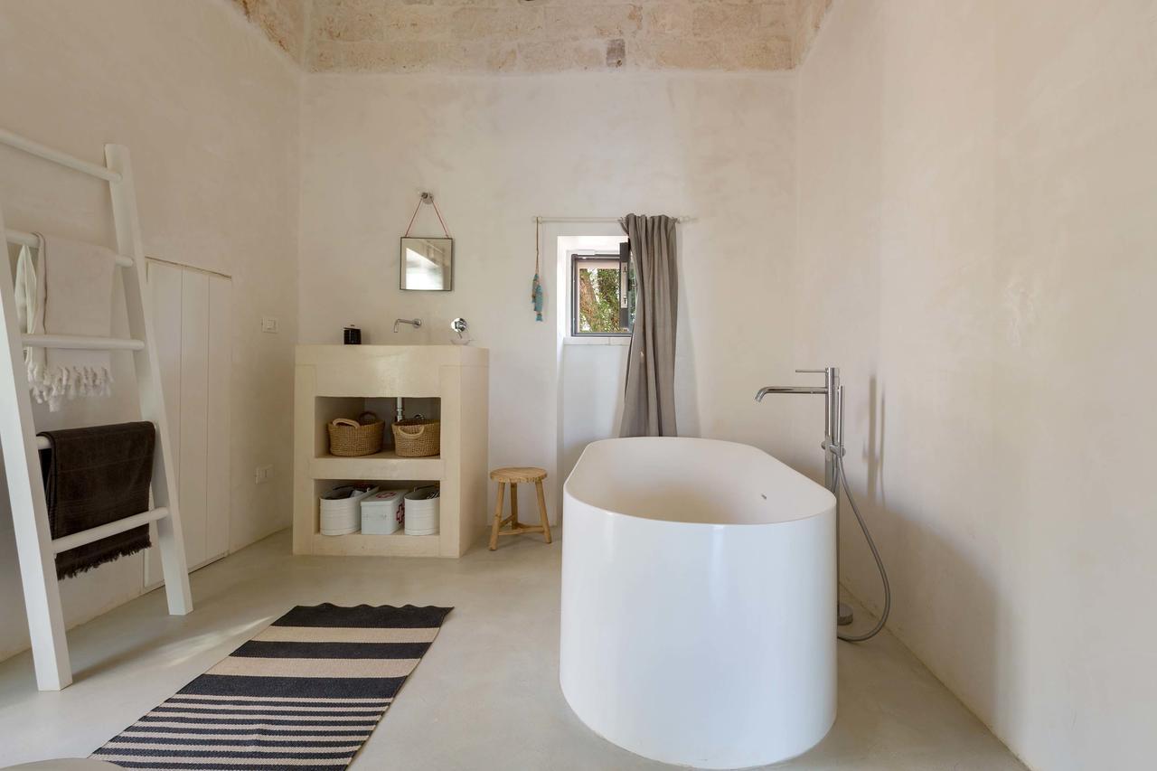 Casale Con Cipresso Ostuni Exterior foto