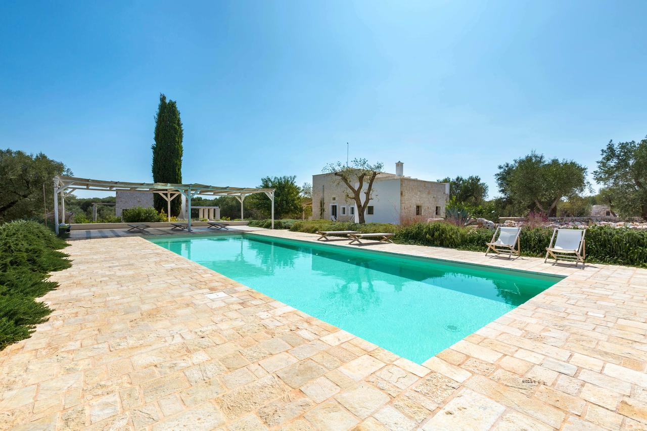 Casale Con Cipresso Ostuni Exterior foto
