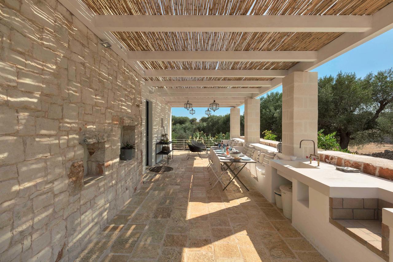 Casale Con Cipresso Ostuni Exterior foto